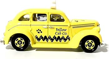 Amazon.co.jp: USJ Limited Tomica Snoopy Taxi : Toys & Games